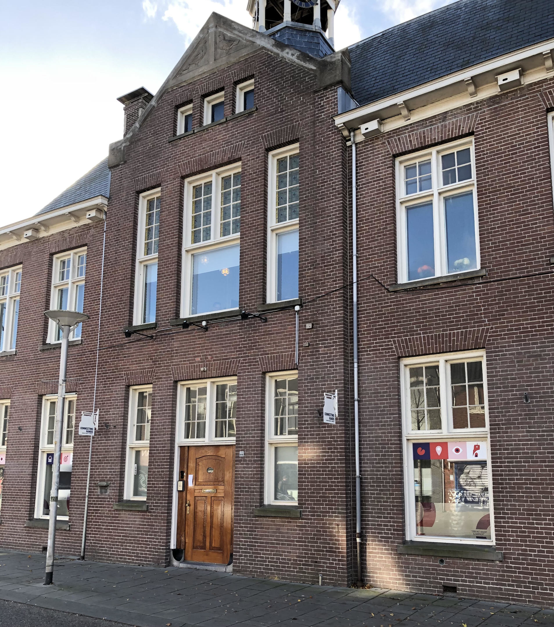 Connecting Hands is per 1 maart verhuisd naar een nieuwe locatie